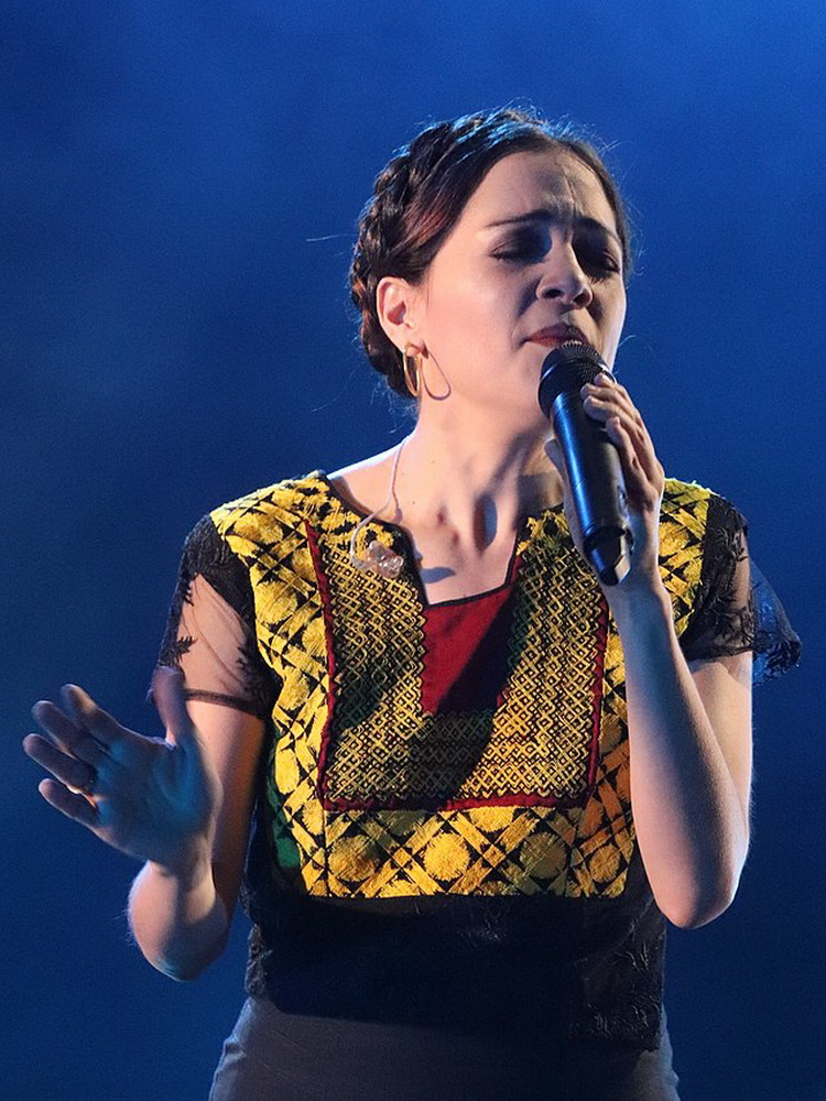 Natalia Lafourcade Live on Stage